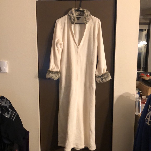 Womens Sherpa Robe - Picture 4 of 4